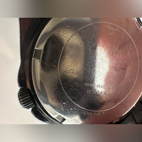 Guess rhinestone water resistant steel wrist watch *has not been tested* - Picture 14 of 16